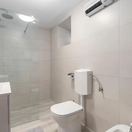 Beautiful In Barban-sajini With Jacuzzi Holiday home