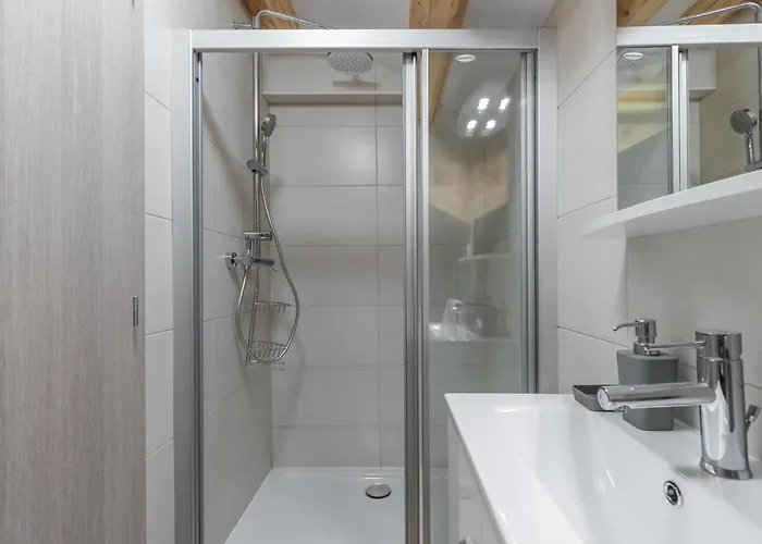 Beautiful In Barban-sajini Šajini