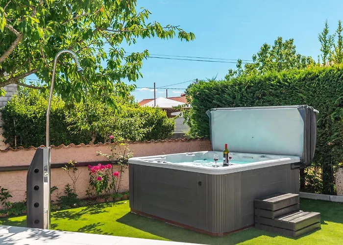 Beautiful In Barban-sajini Hébergement de vacances Šajini